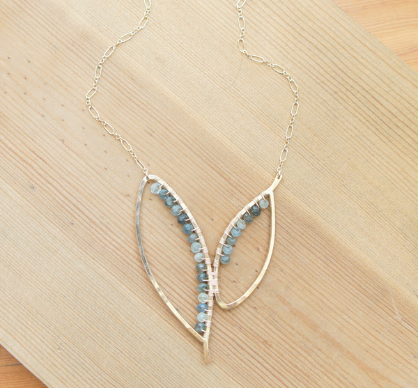 Wing Necklace Lg